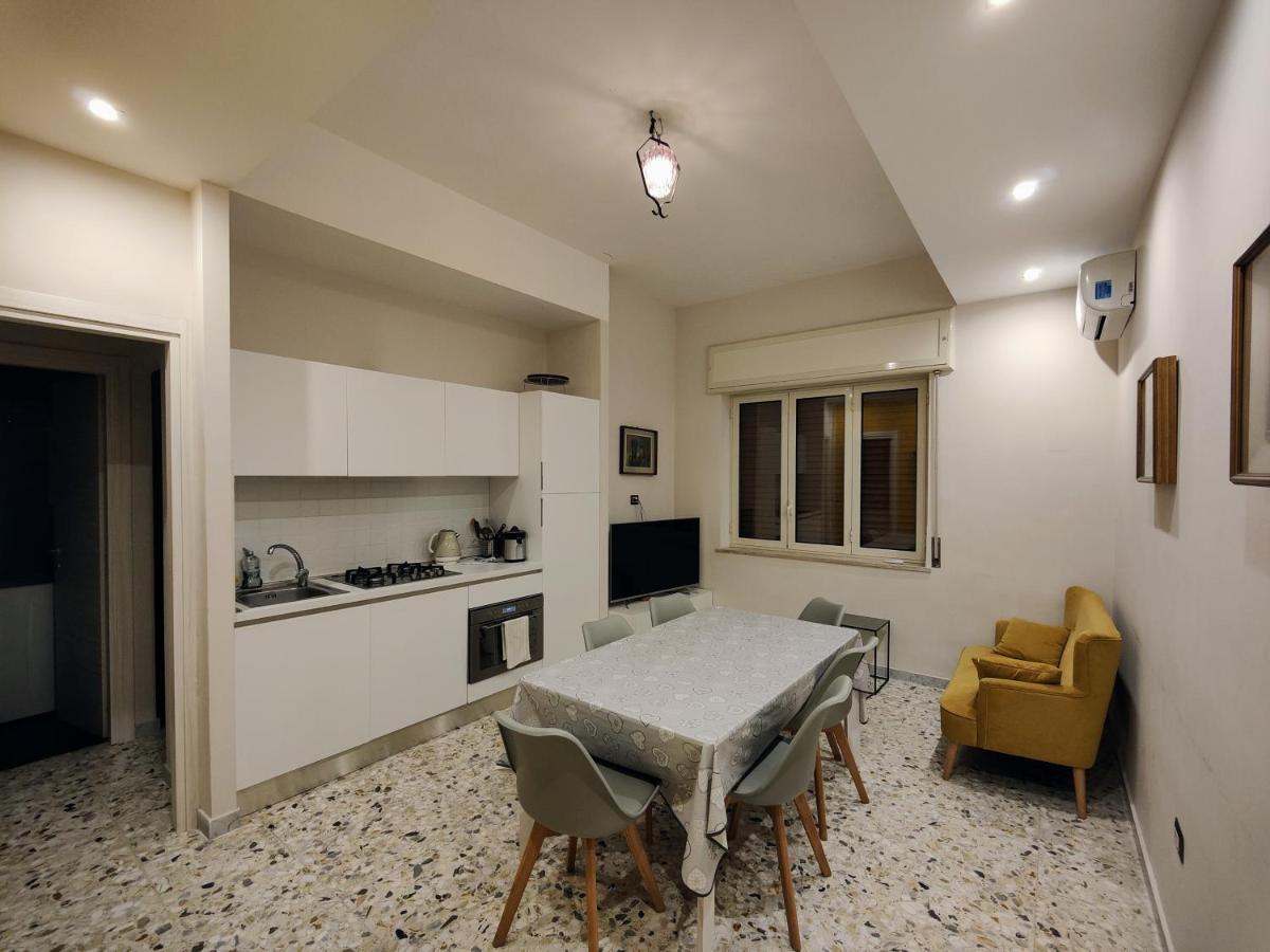 La Dimora Dell'Avvocato Apartamento Nápoles Exterior foto